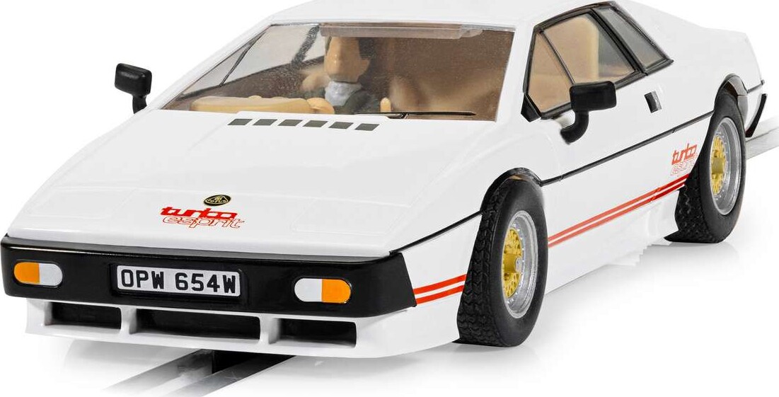 James Bond Lotus Esprit Turbo White For Your Eyes - C4631 - Scalextric