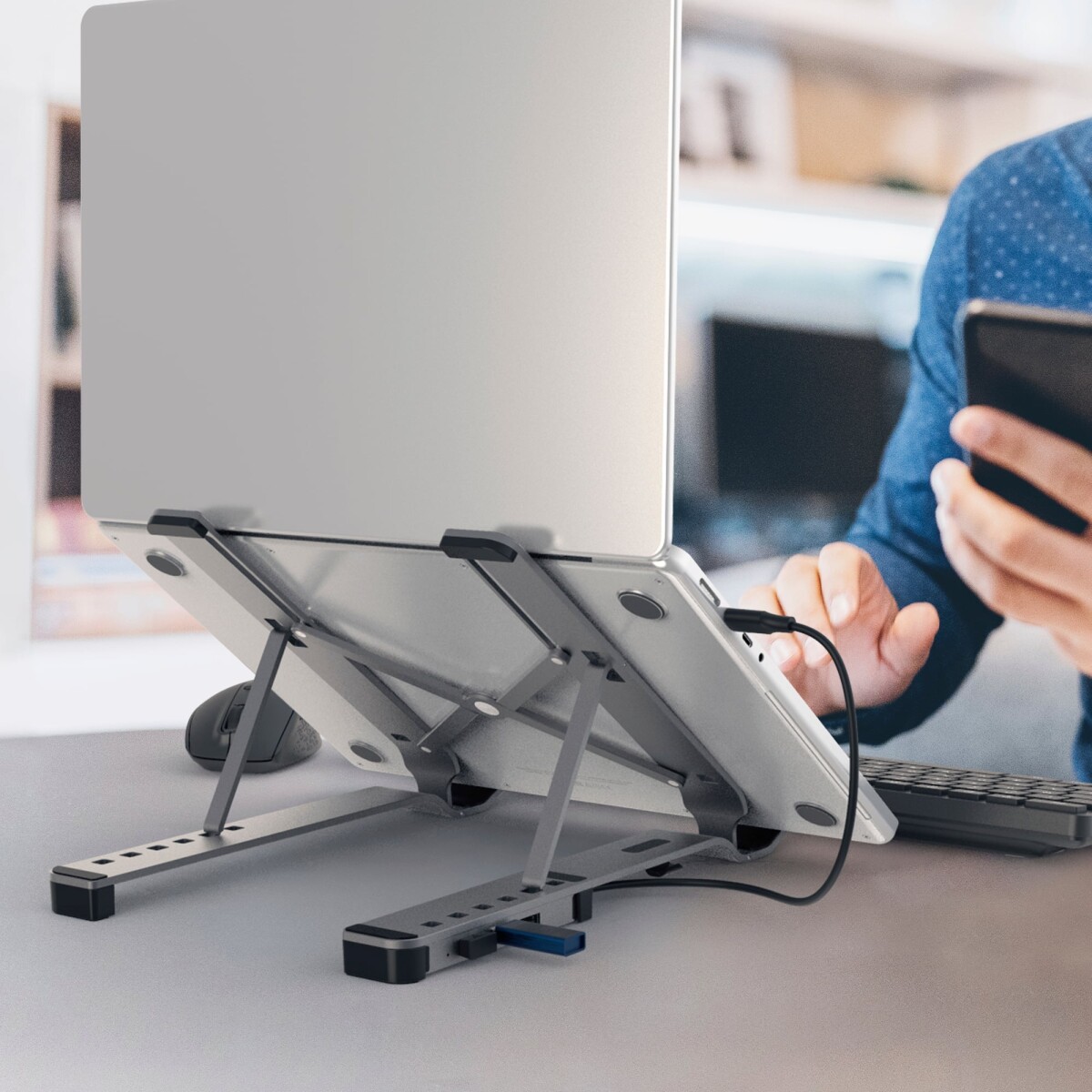 J5Create - Laptop Stand With Usb 4-Port Hub