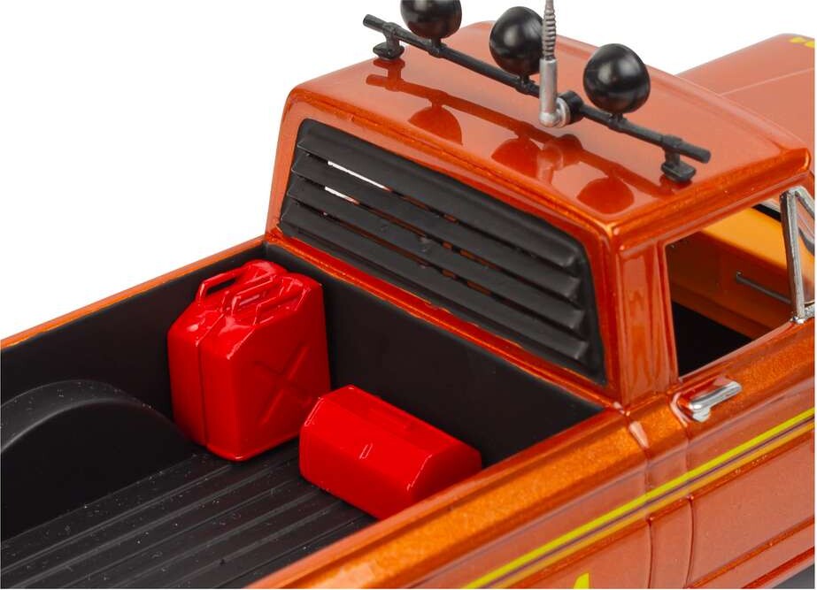 Revell - Jeep J-10 Pickup With Camper Byggesæt - 1 24 - 14568
