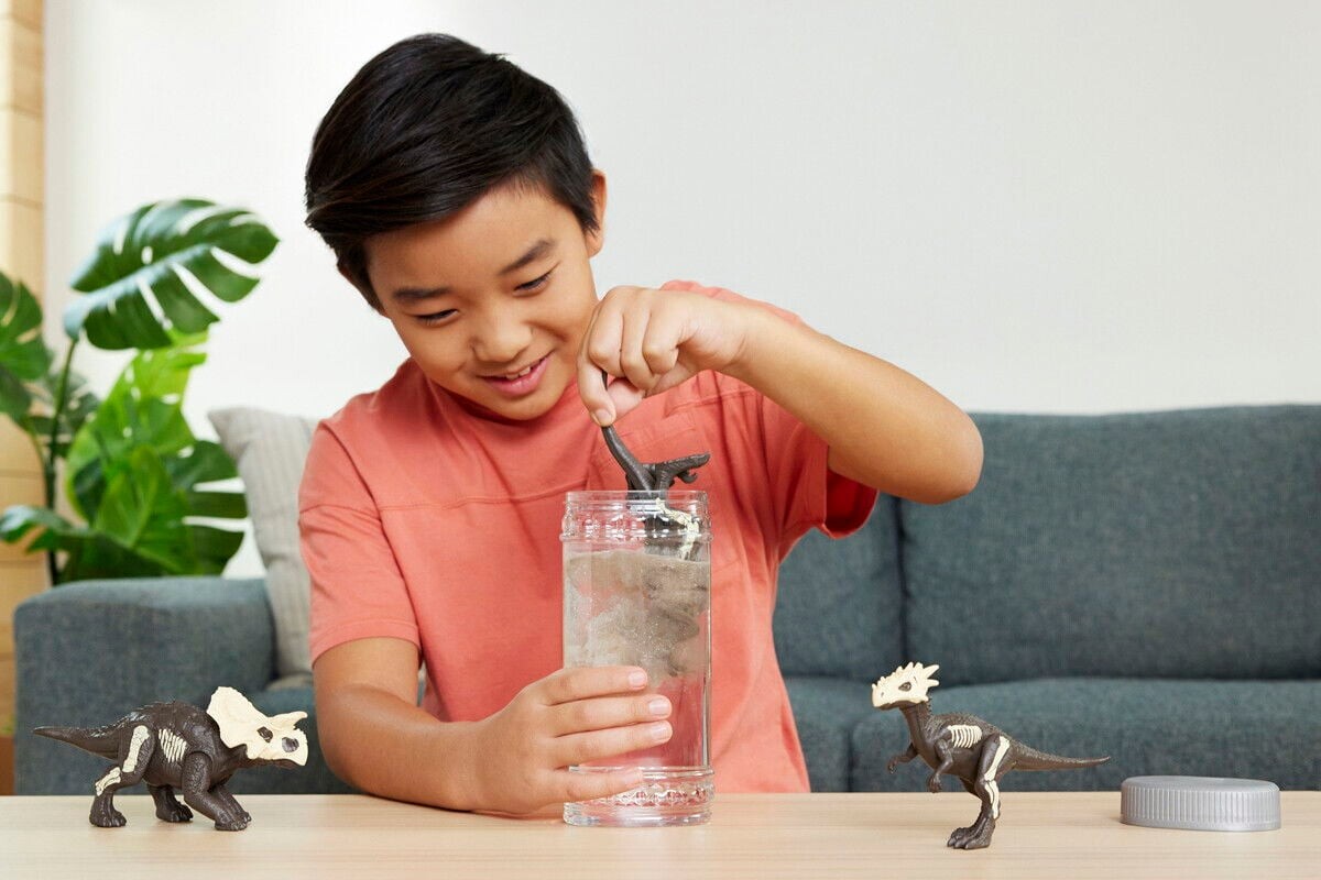 Jurassic World - Dino Reveal Dinosaur Figur