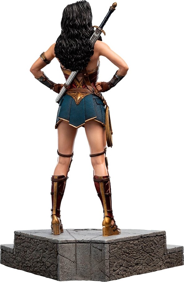 Justice League - Zack Snyder - Wonder Woman Statue - Skala 1 6