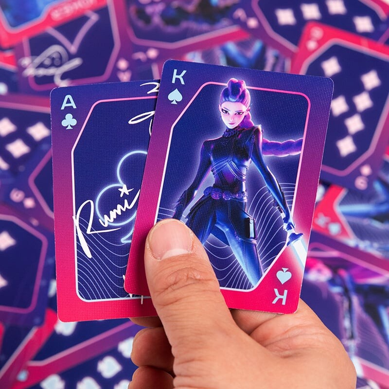 K-Pop Demon Hunters Spillekort I Tinæske