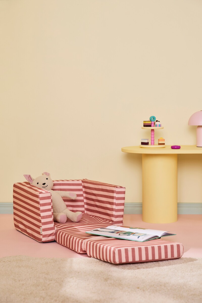Kids Concept - Foldbar Lænestol Til Børn - Clay Pink Striber - 44X42X38Cm