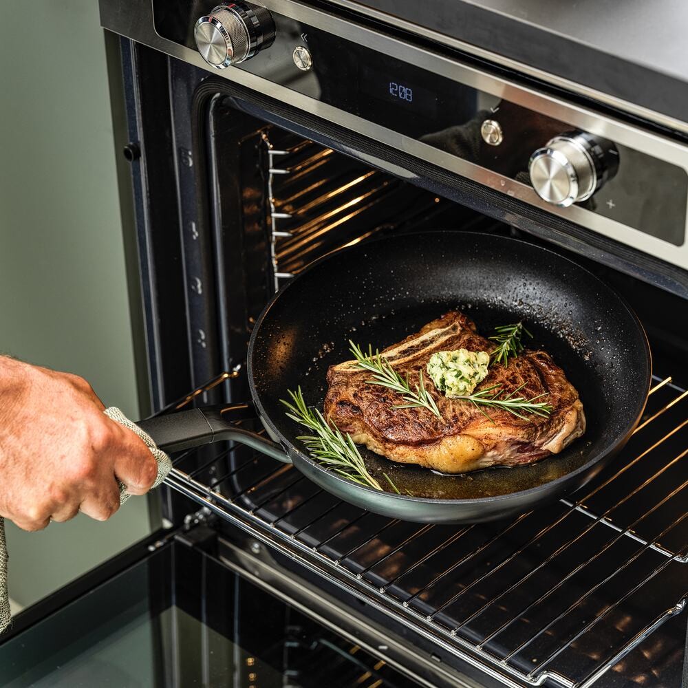 Kitchen Aid - Classic Forged Aluminium Ceramic Frying Pan 24 Cm