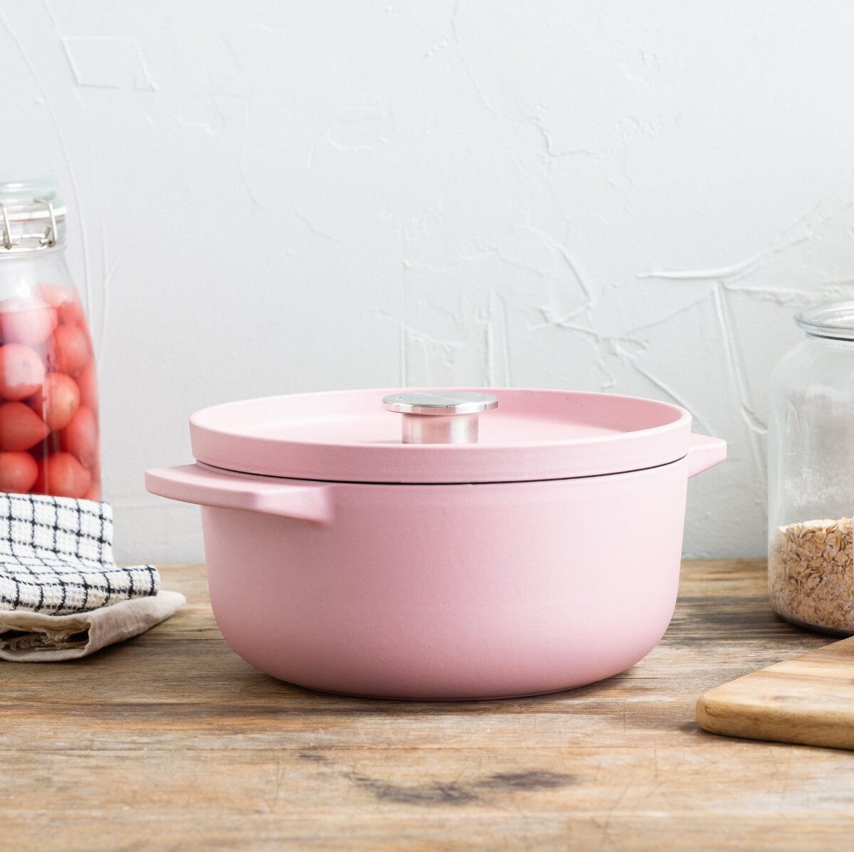 Kitchenaid - Cast Iron Casserole - Dried Rose - 22 Cm33L