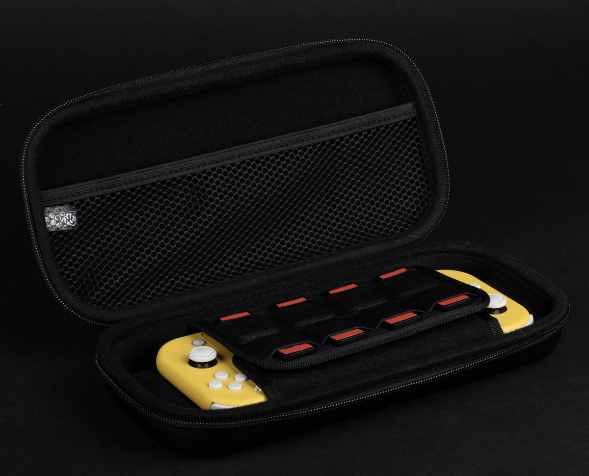 Konix One Piece Carry Case Wano