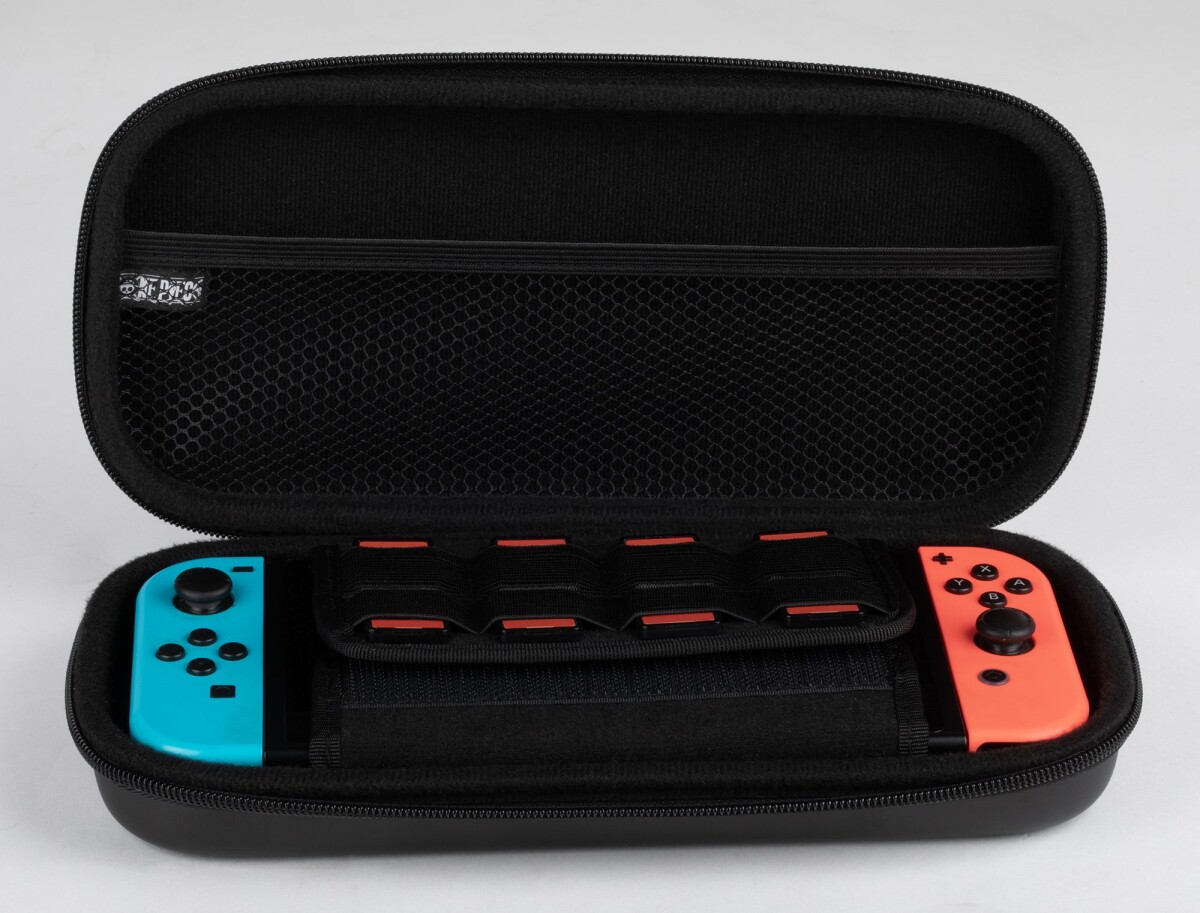 Konix One Piece Carry Case Wano