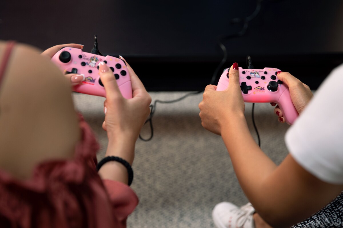 Konix Unik Switchpc Gamepad Be Love