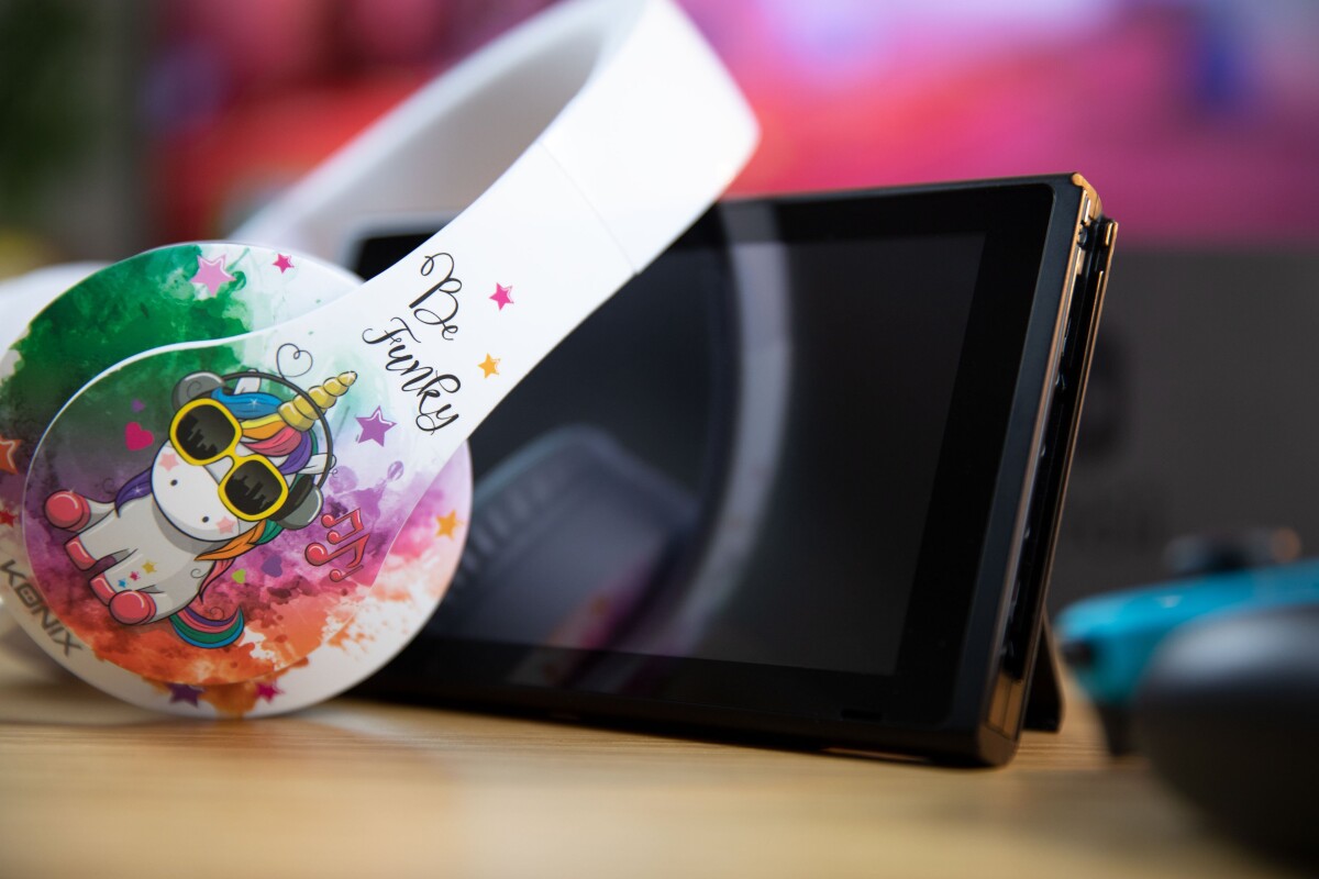 Konix Unik Wired Universal Headset Be Funky