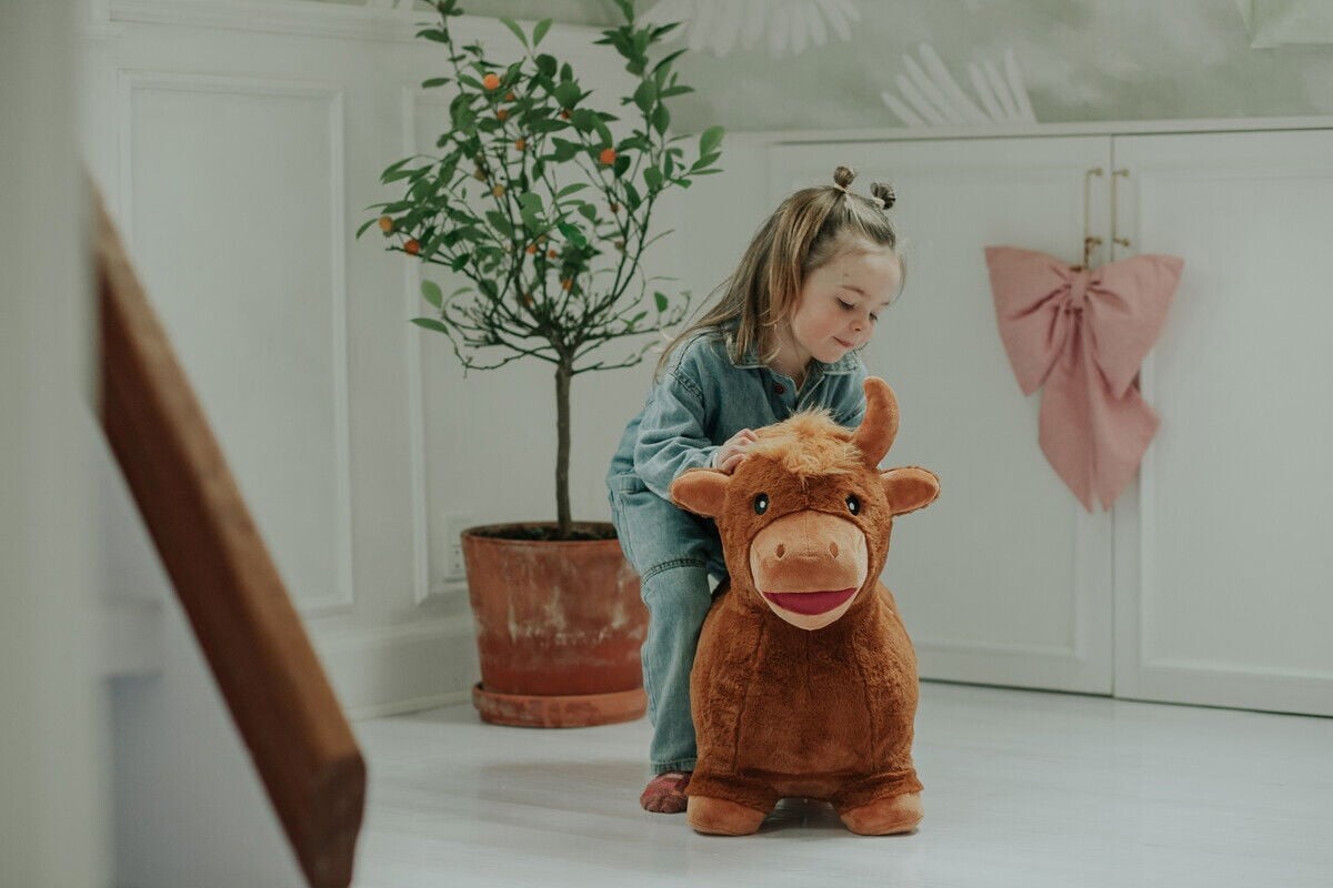 Krea Hop And Bounce Plush Jersey Cow 36-2039