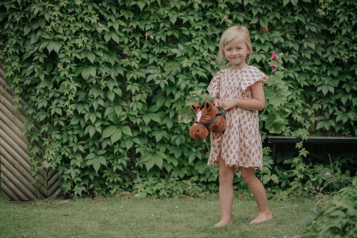 Krea - Kæphest - Mørk Brun