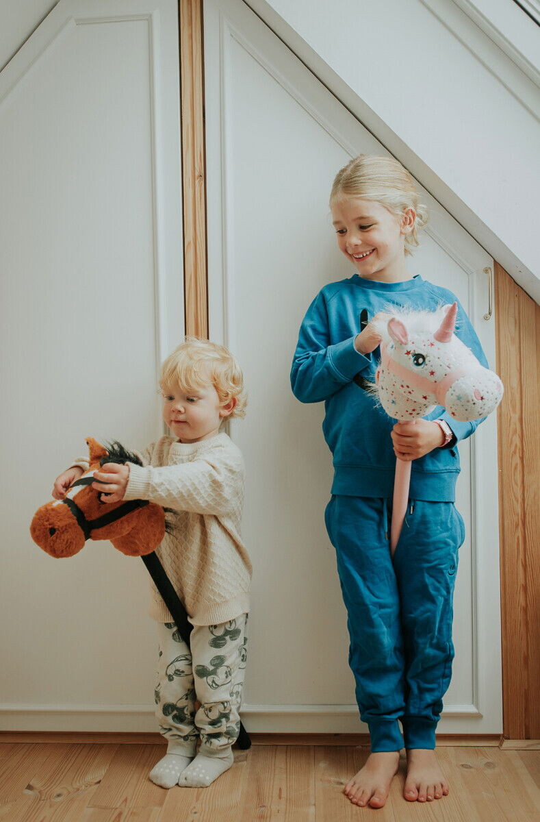 Krea - Kæphest - Mørk Brun