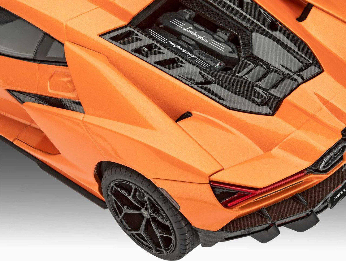 Revell 07723 - Lamborghini Revuelto - 1 24 - Build Paint