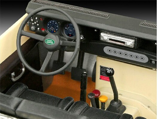 Revell - Land Rover Series Iii Lwb Modelbil Byggesæt - 07056