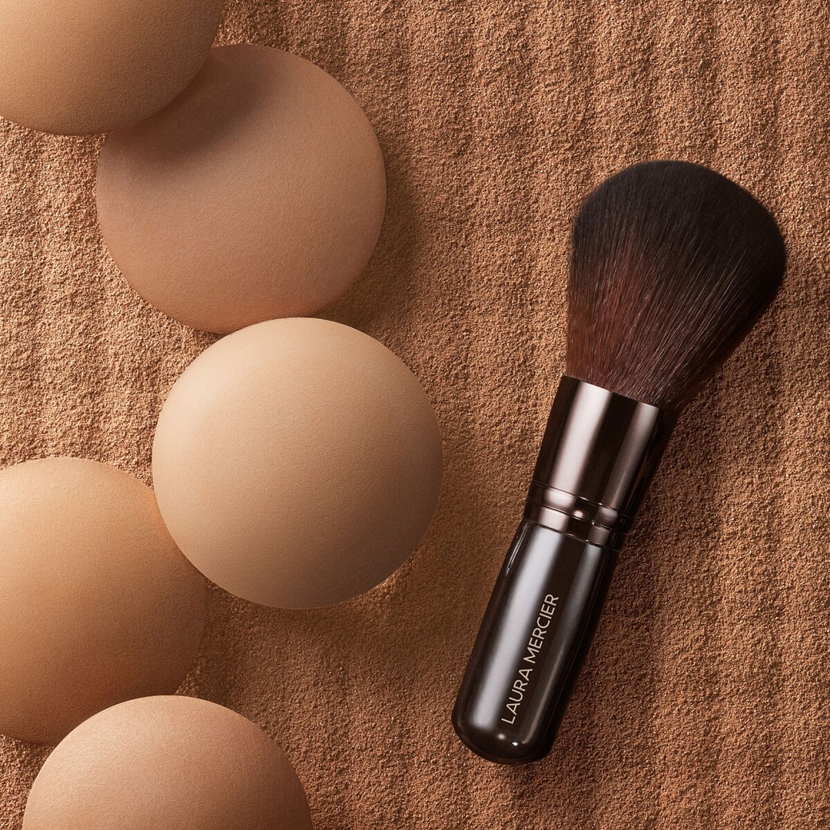 Laura Mercier - Bronzer Brush