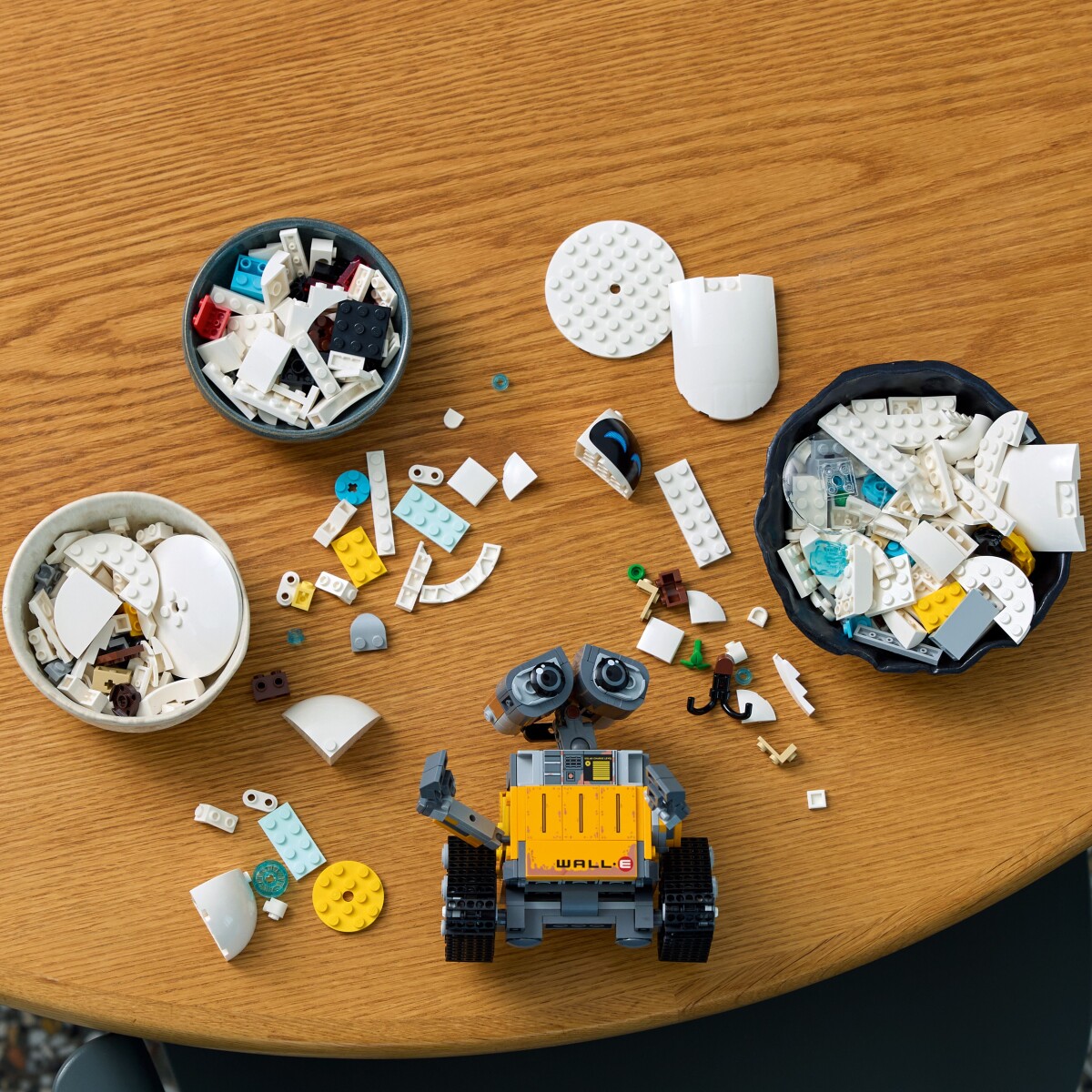 Lego Disney Pixar - Wall-E - Wall-E Og Eva - 43279