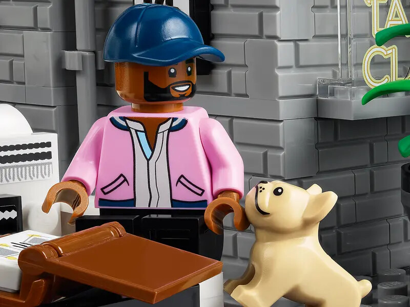 Lego Icons - Queer Eye - The Fab 5 Loft - 10291