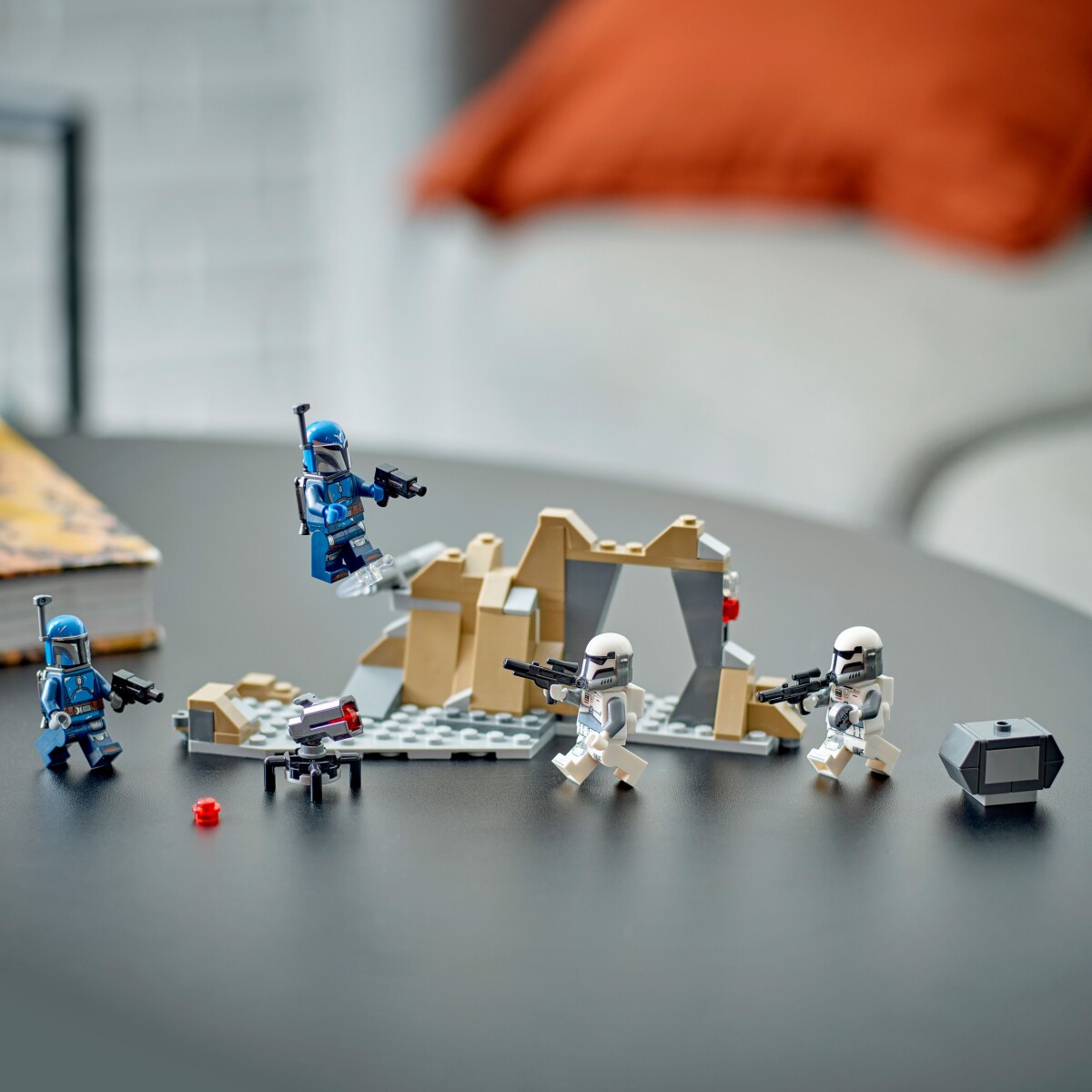 Lego Star Wars - Battle Pack Med Bagholdet På Mandalore - 75373
