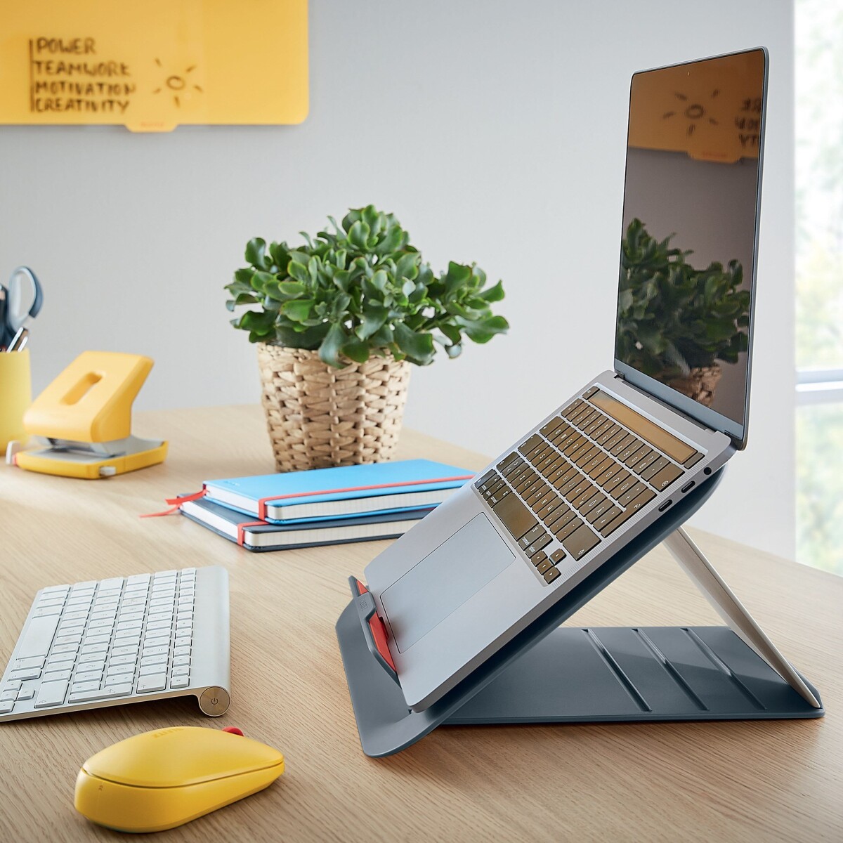 Leitz - Cozy Laptop Stander - Grå