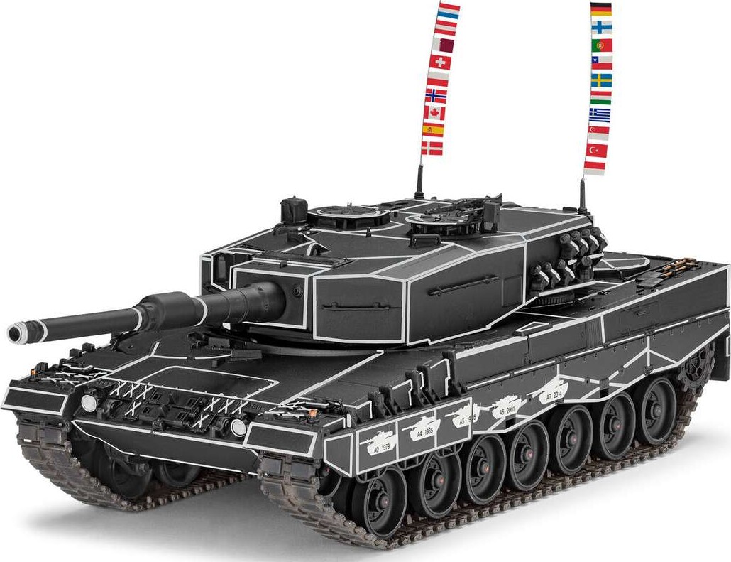 Revell 03368 - Leopard 2A4 - 40Th Anniversary Special - 1 35