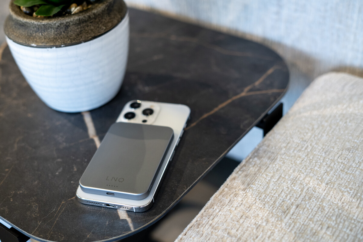 Linq - Magnetic Wireless Powerbank 5000