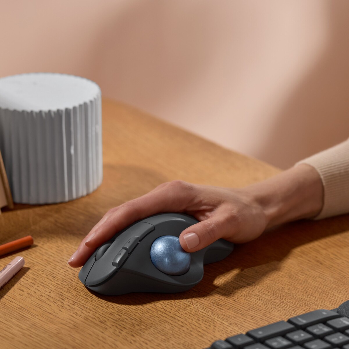 Logitech - Ergo M575S Wireless Trackball