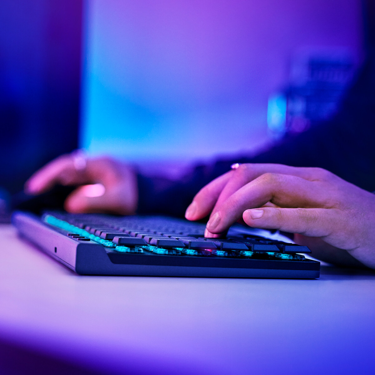 Logitech - G515 Lightspeed Tkl