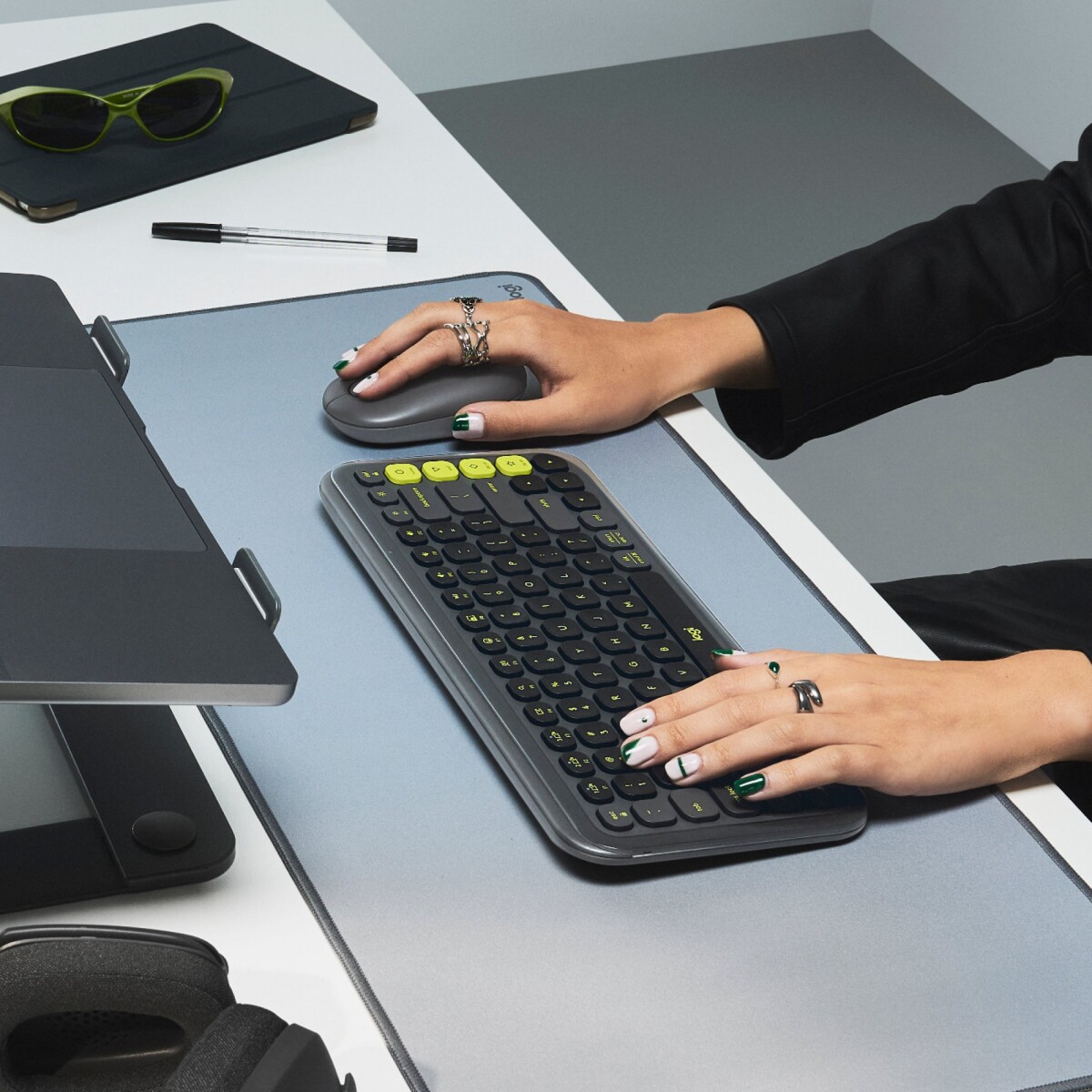 Logitech - Pop Icon Combo Nordic - Graphite