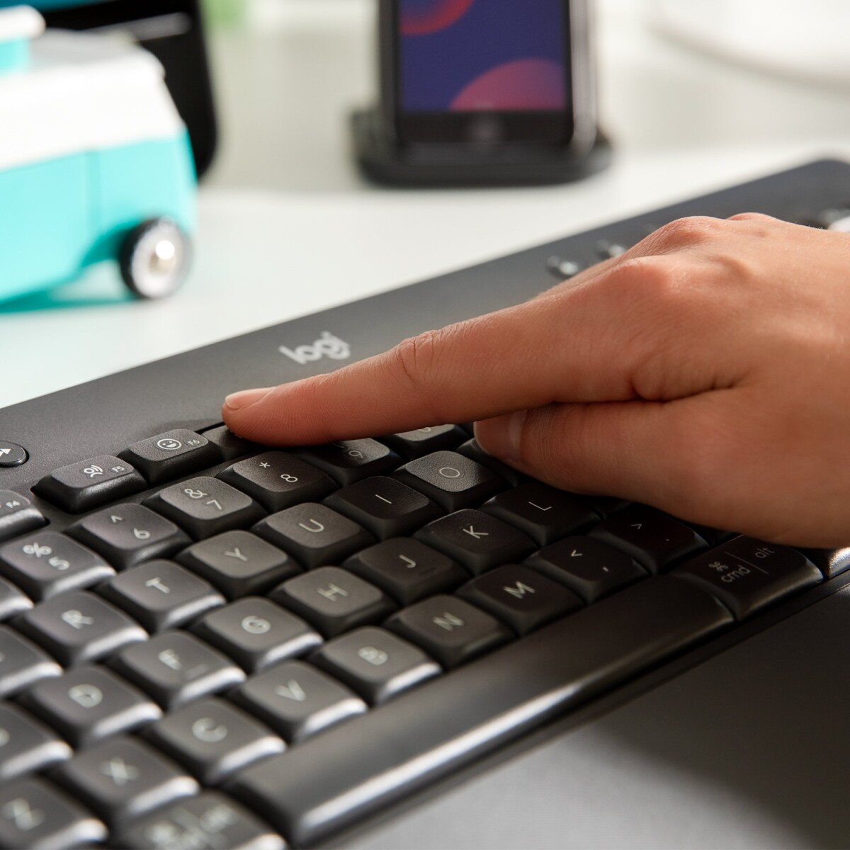 Logitech Signature K650 - Trådløst Tastatur - Sort - Nordisk