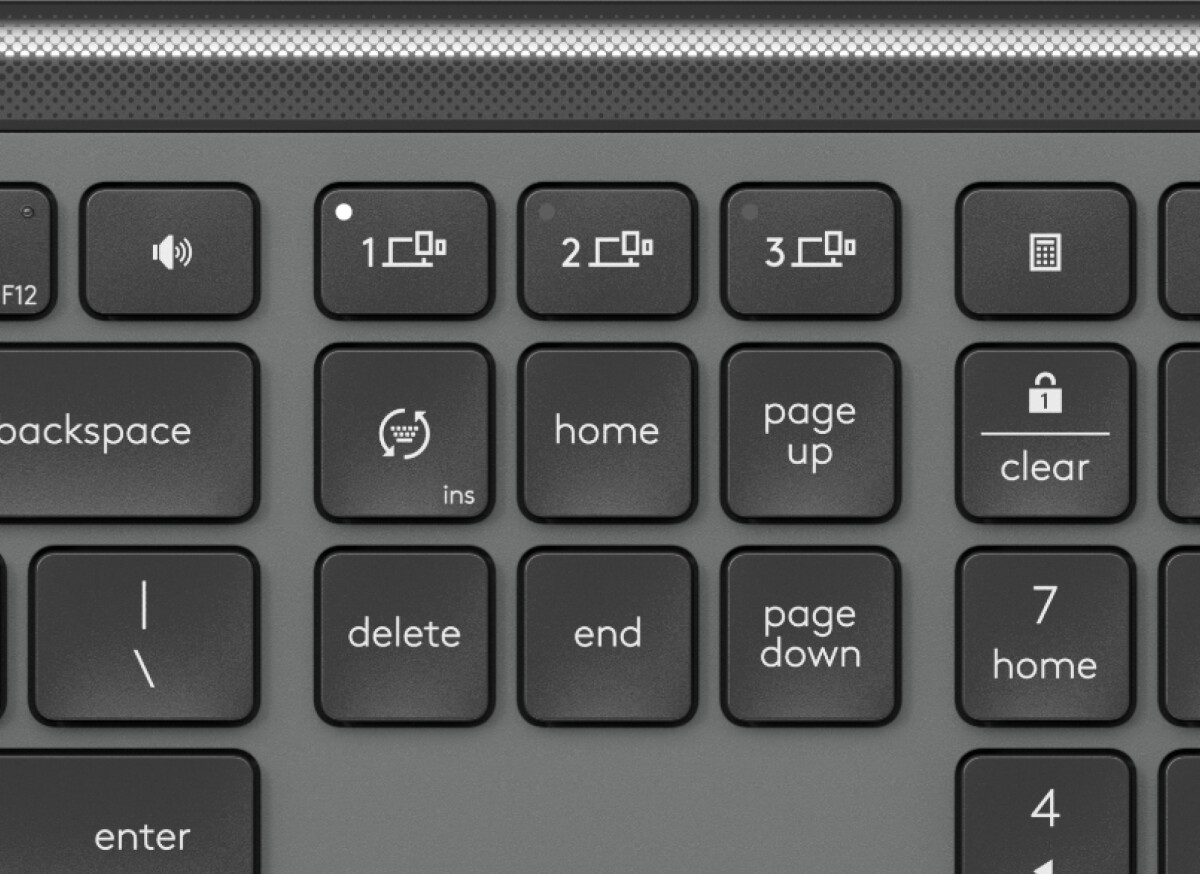 Logitech - Signature Slim Wireless Keyboard K950 Nordic