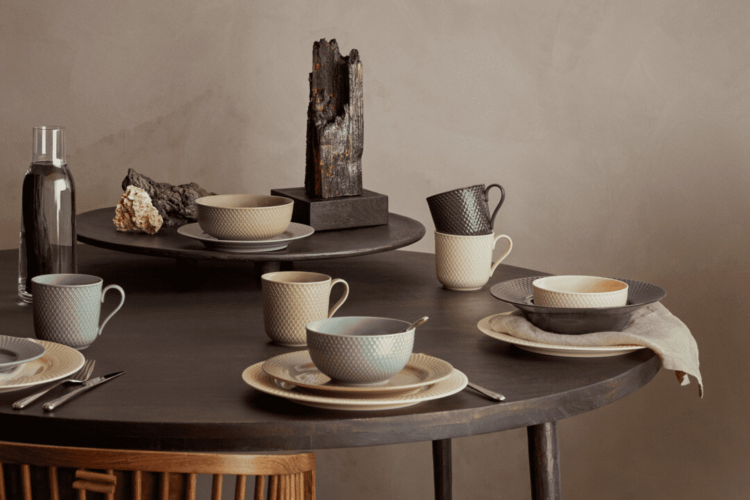 Lyngby Porcelæn - Rhombe Earth Frokosttallerken 23 Cm - Ler