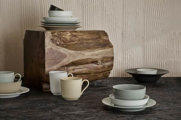 Lyngby Porcelæn - Rhombe Earth Krus Med Hank 39 Cl - Marmor