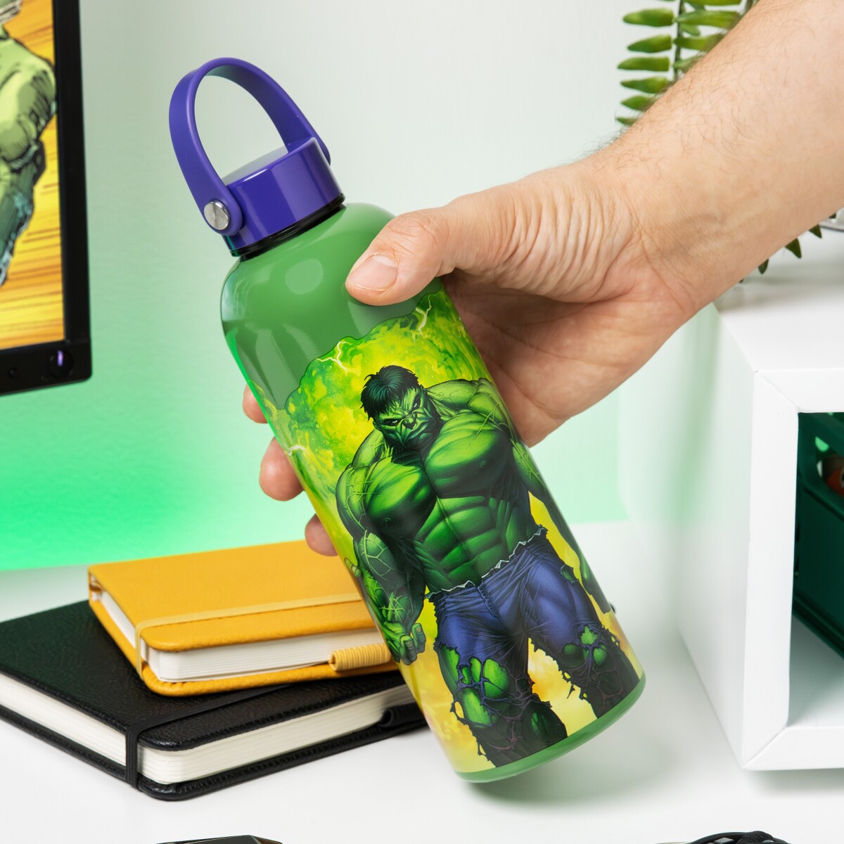 Marvel - Hulk Metal Water Bottle With Carry Loop
