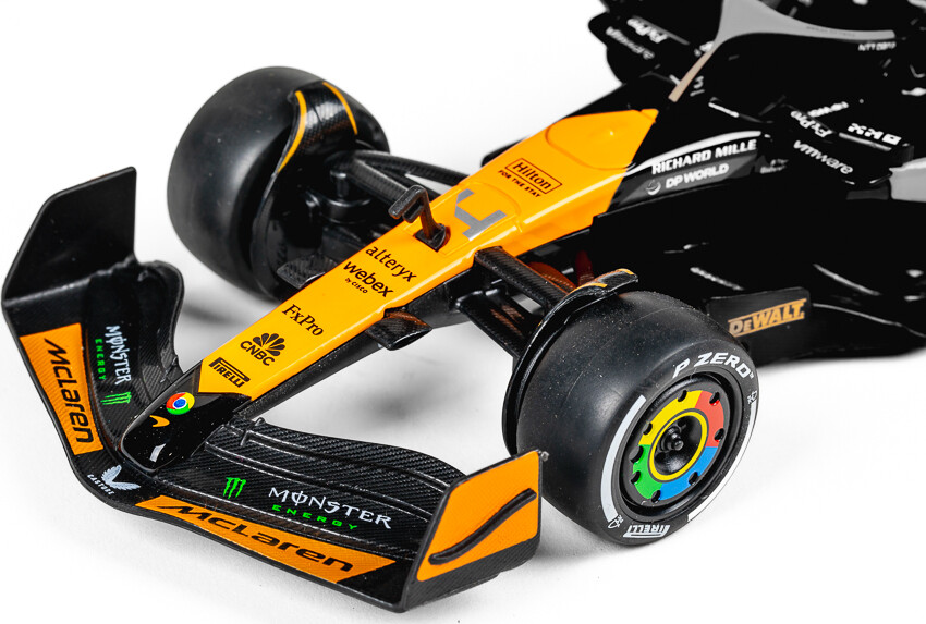 Tec-Toy - Mclaren F1 Die-Cast Model Bil - 1 24 - Orange