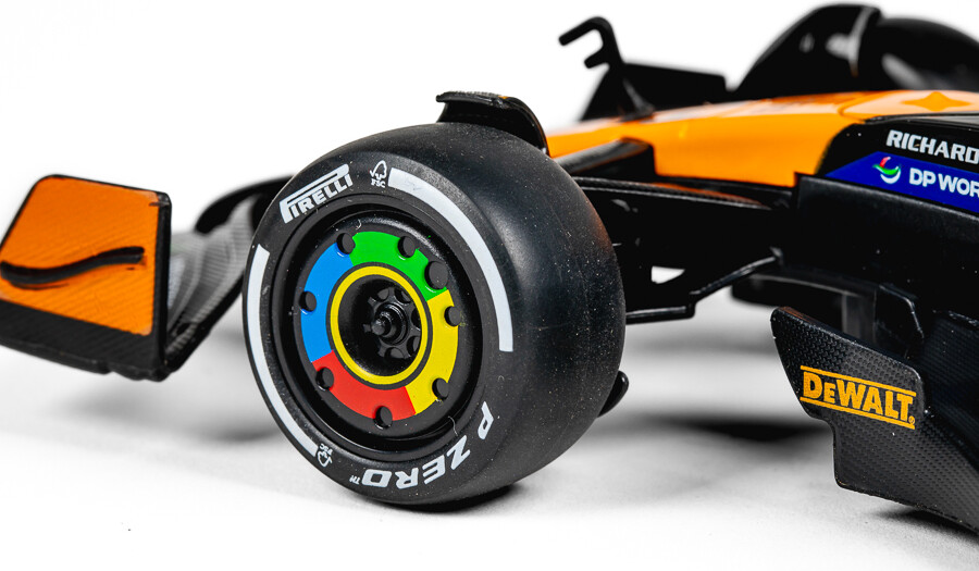 Tec-Toy - Mclaren F1 Die-Cast Model Bil - 1 24 - Orange