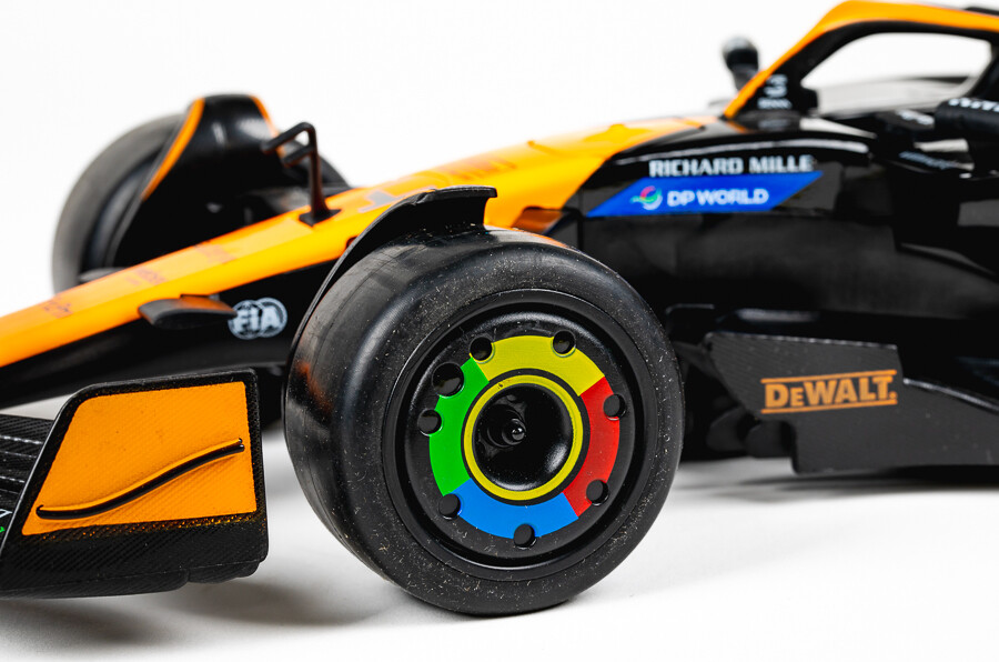 Mclaren F1 Rc 1 14 2 4Ghz - Tec-Toy