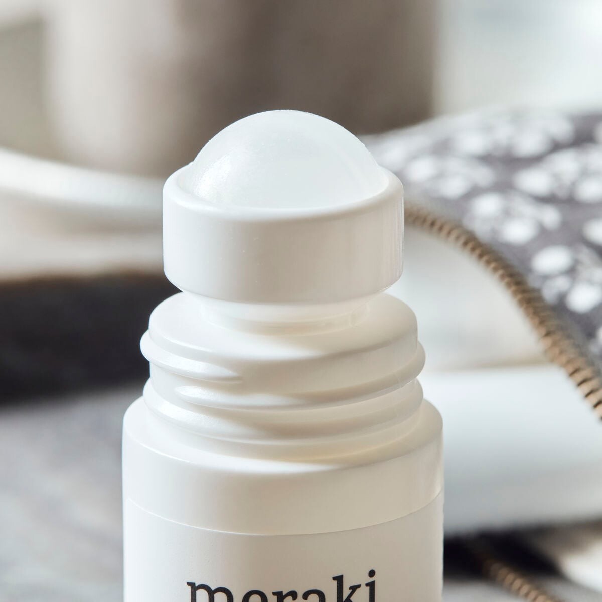 Meraki - Deodorant Linen Dew - H 10 Cm Dia 4 Cm