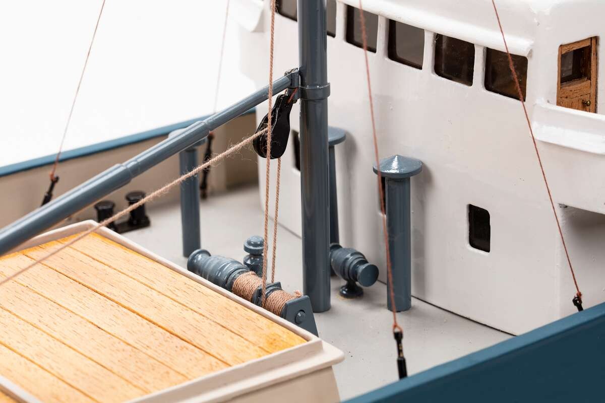 Billing Boats - Mercantic 424 Coaster - Wooden Hull - 1 50 - Bb424