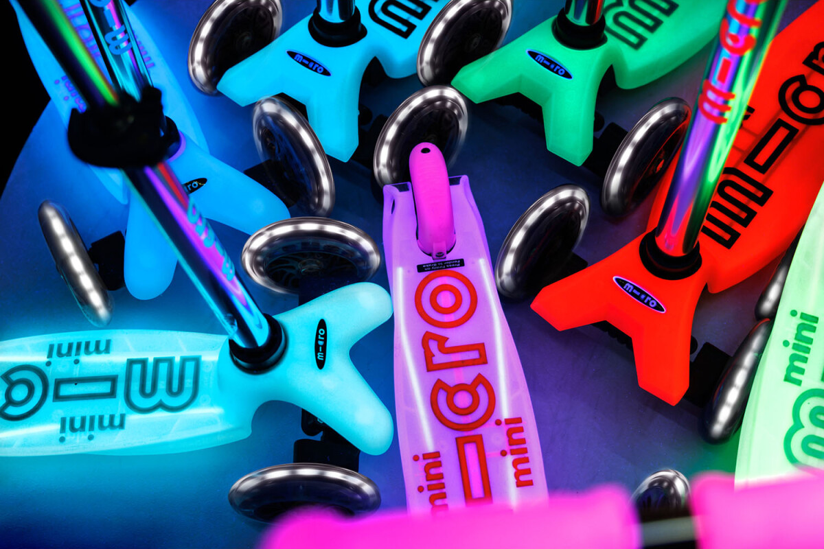 Micro - Mini Deluxe Glow Led Plus - Glacier Aqua - Løbehjul