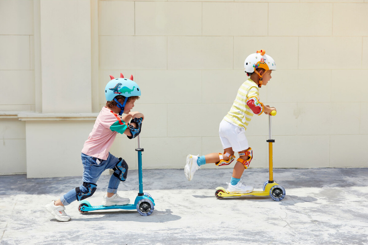 Micro - Mini Deluxe Led - Aqua - Trehjulet Løbehjul