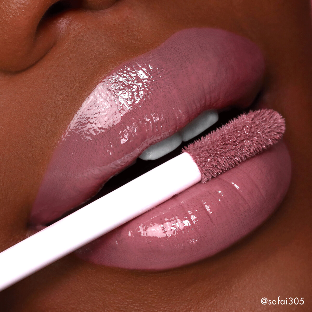 Milani Cosmetics - Keep It Full Maxxx Plumper - First Kiss
