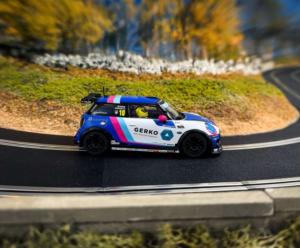 Scalextric C4410 - Mini Cooper F56 - Bradley Gravett 2024 - 1 32
