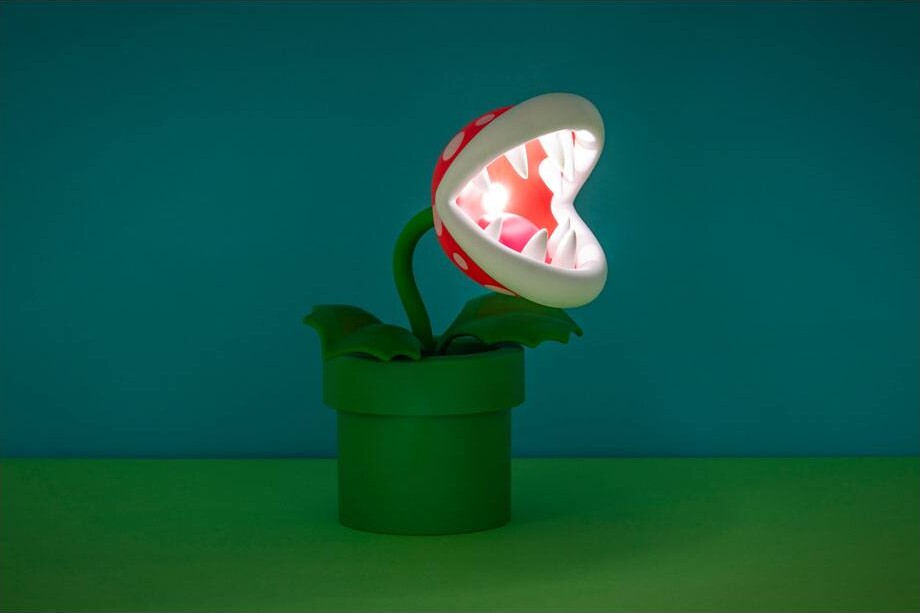 Mini Piranha Plant Posable Lamp V2