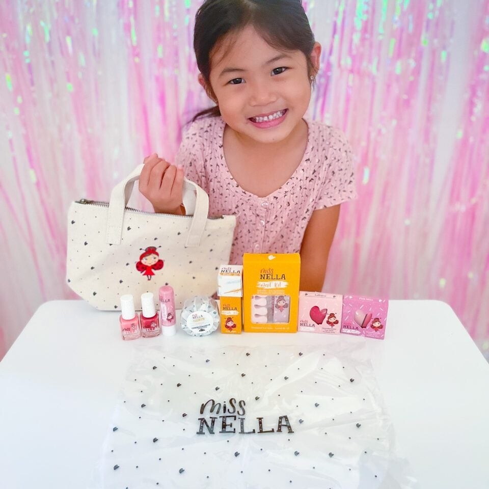 Miss Nella - Den Rene Make-Up Skattekiste