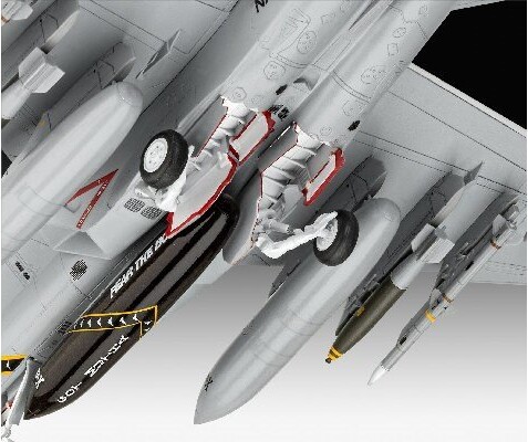 Revell - Fa-18F Super Hornet Fly Byggesæt - 1 72 - Level 4 - 63834