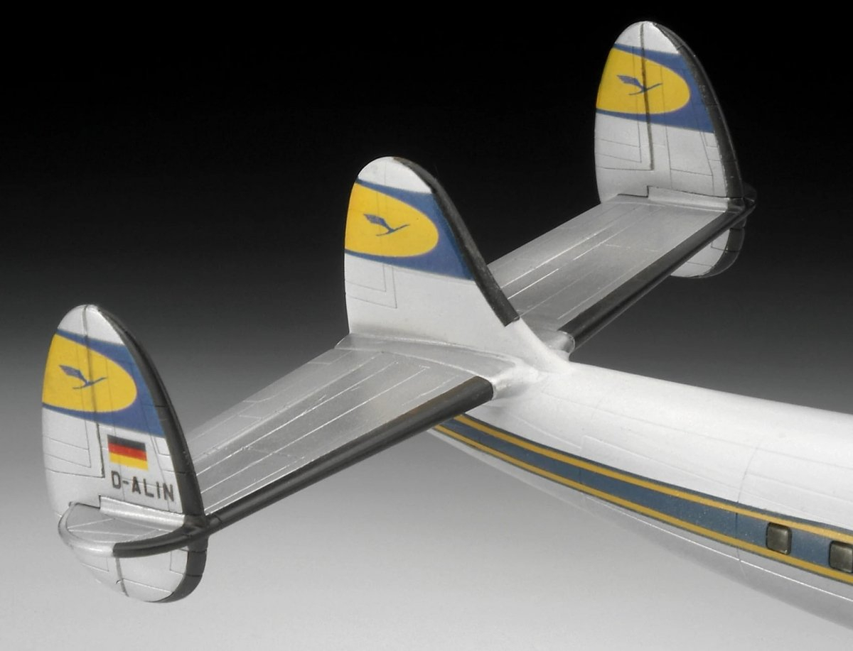 Revell 63745 - Lockheed L1049G Super Constellation Fly - 1 144