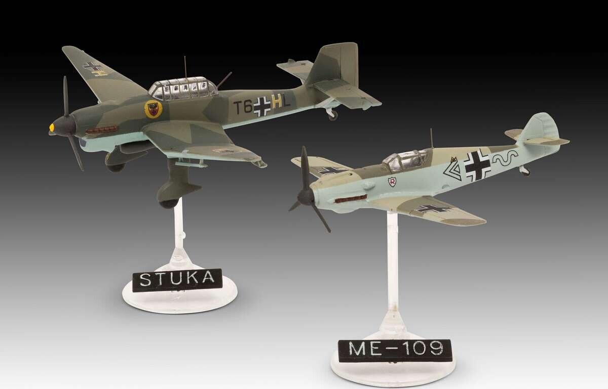 Revell - Messerschmitt Bf 109 E Og Junkers Ju 87B - 1 144 - Level 4 - 63770