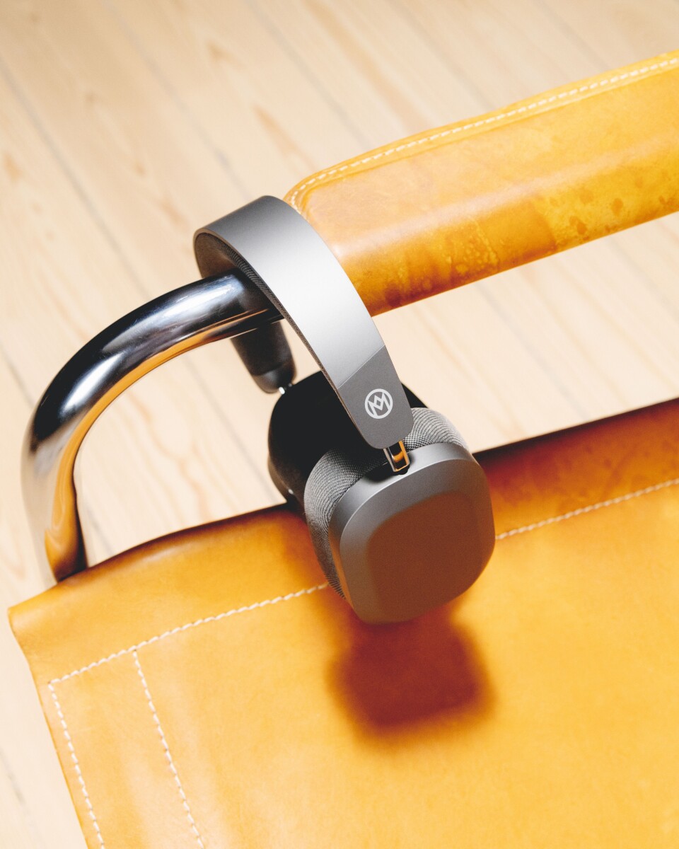 Mondo By Defunc - On-Ear Bluetooth Høretelefoner - Sort