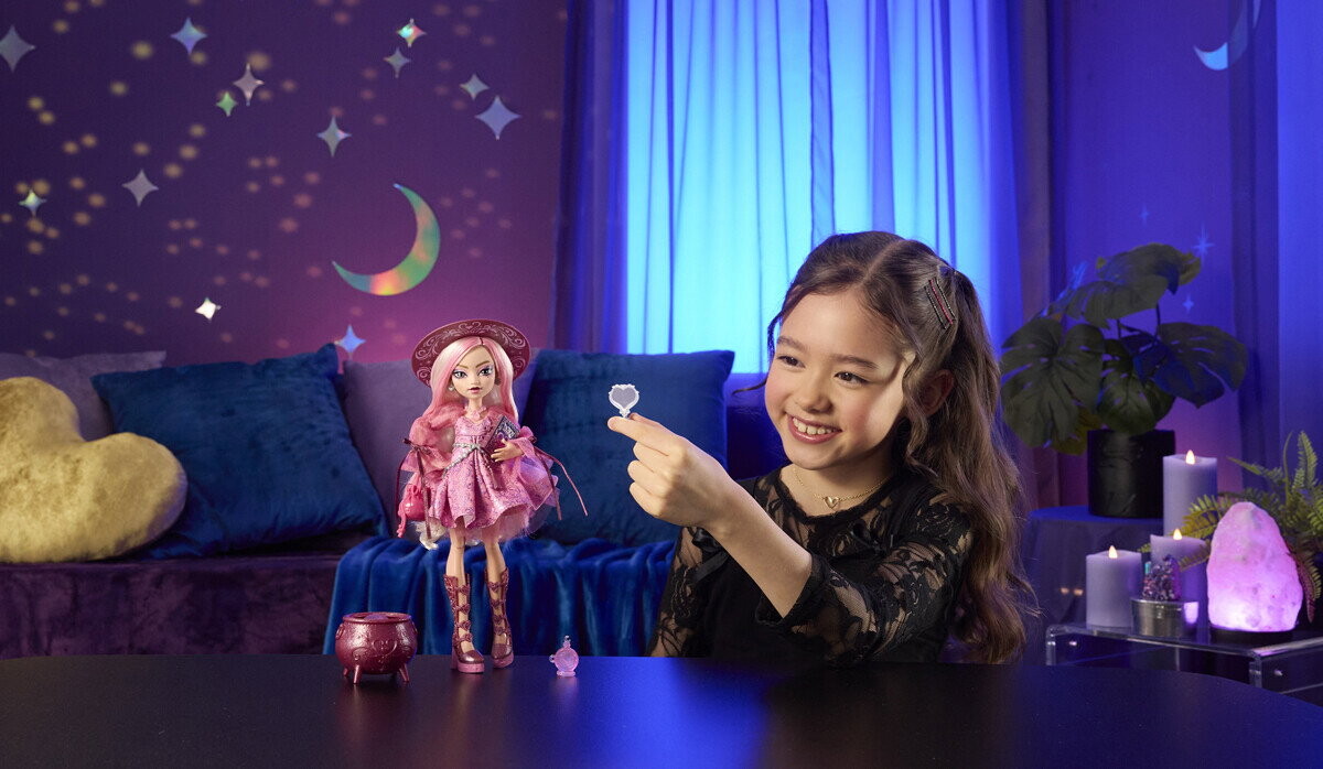 Monster High - Moonspell Magic - Carina Song - Mattel Jnm26