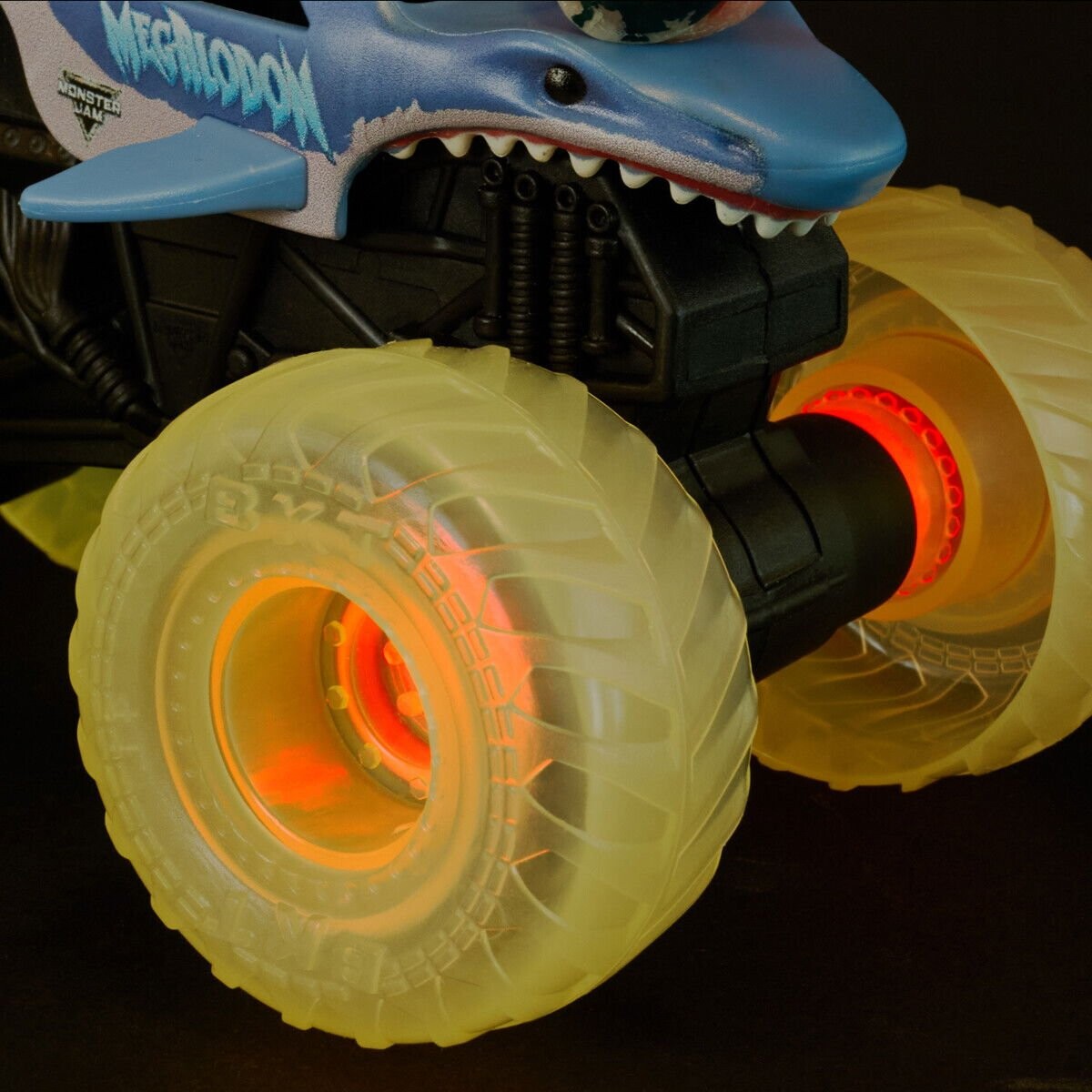 Monster Jam - Grave Digger Megalodon - 2-Pak - Spin Master